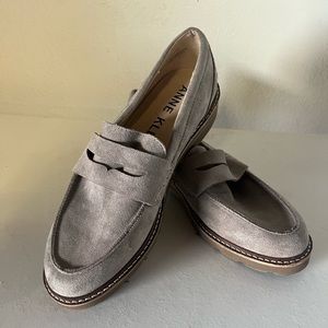Anne Klein Everly Penny Loafer in Taupe Suede Size 7 New Without Box Never Worn